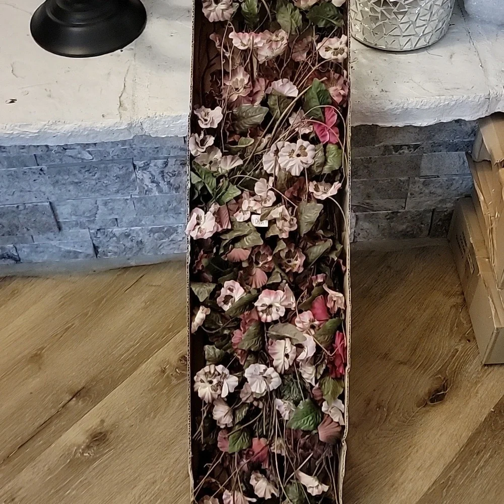 Elegant Pink and Mauve Faux Pansy Spray Floral Accents